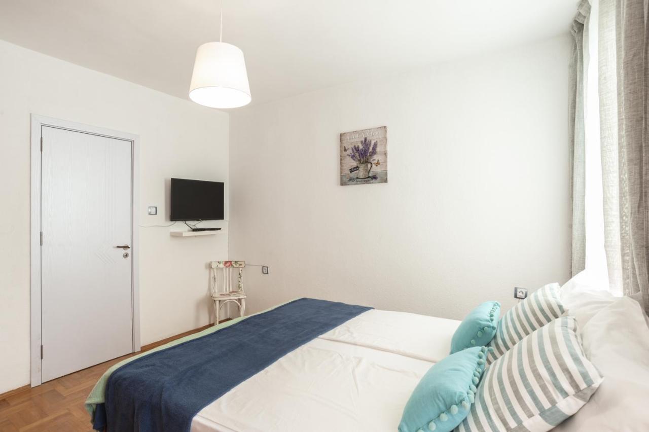 Sea Apartment Colours 布尔加斯 外观 照片